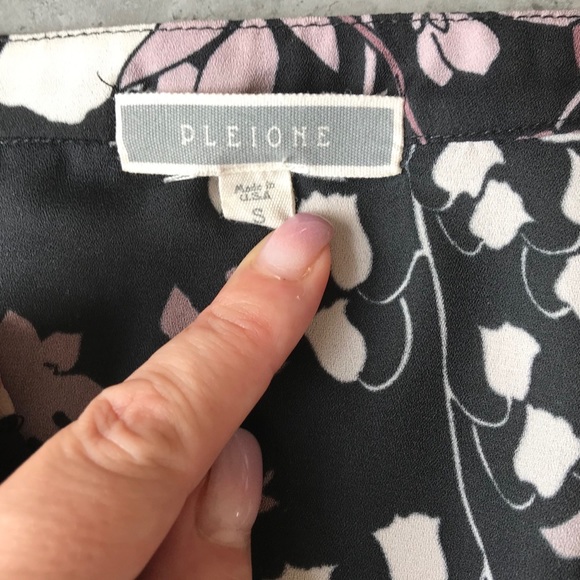 PLEIONE Long Sleeve Tunic Blouse - Picture 4 of 4